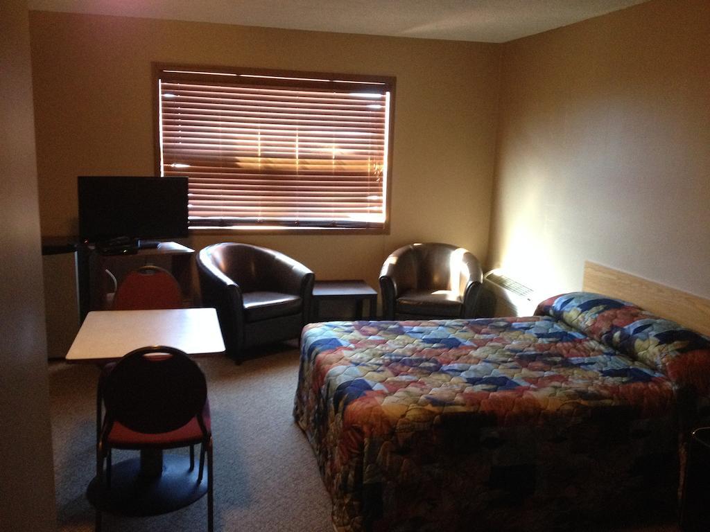 Belle Plaine Chubby'S Bar & Motel الغرفة الصورة